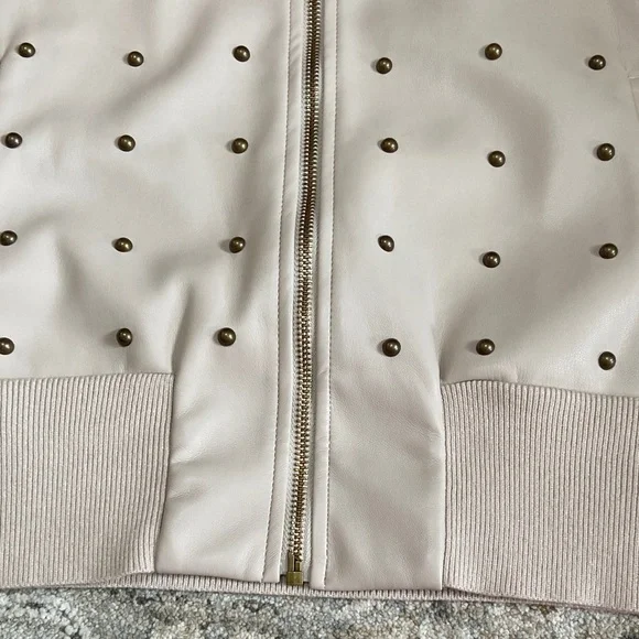Sioni Light Beige Bomber Jacket Sweater with Metallic Details - Picture 12 of 15